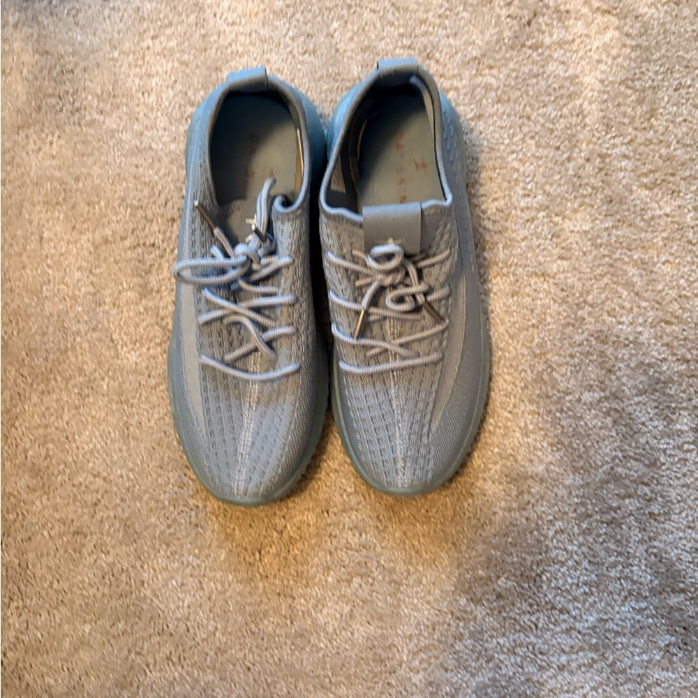 Danskin Men's Light Blue Sneakers